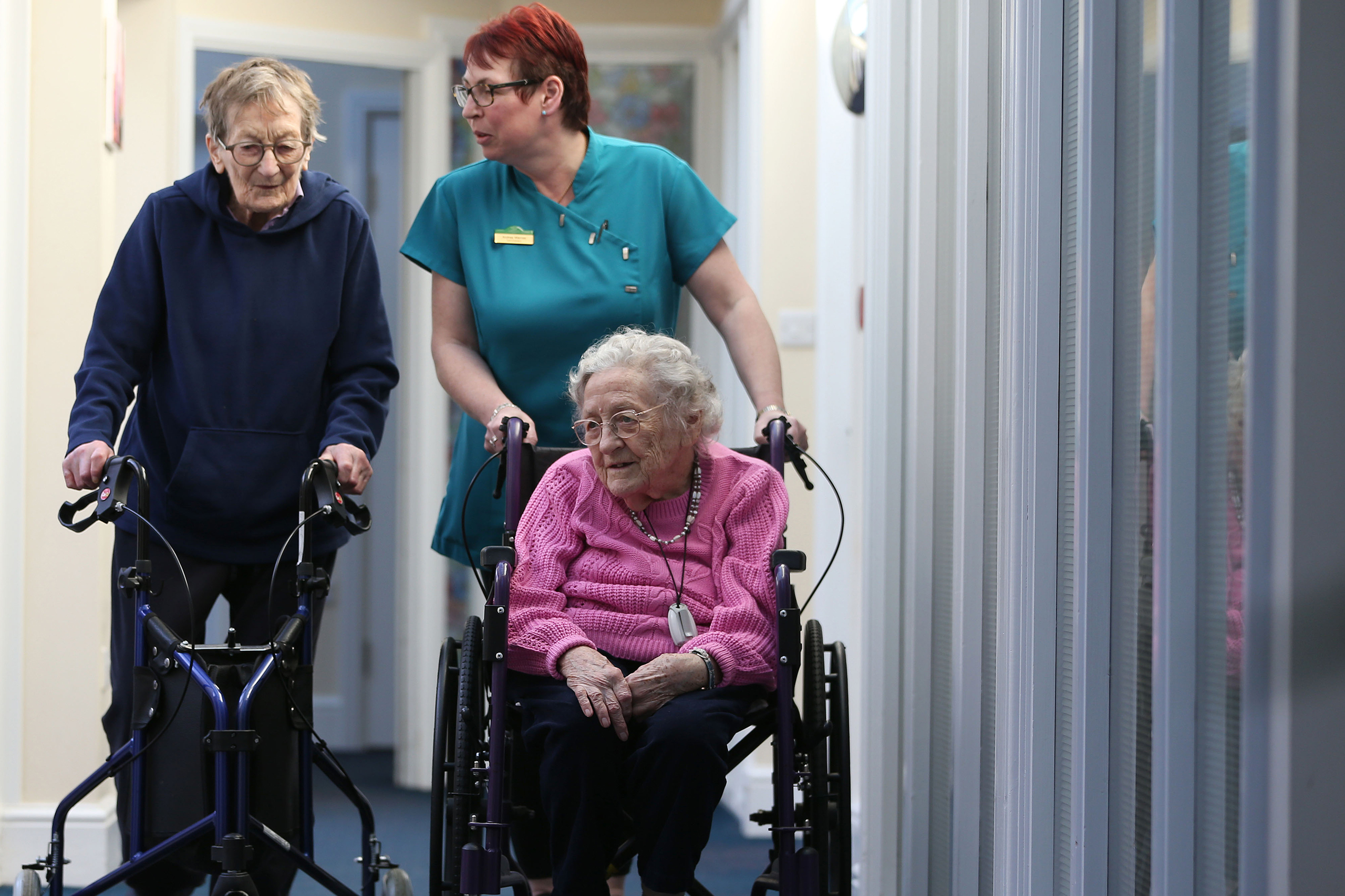 Visiting Friends & Relatives at Peregrine House Care Home Visiting Friends & Relatives at Peregrine House Care Home